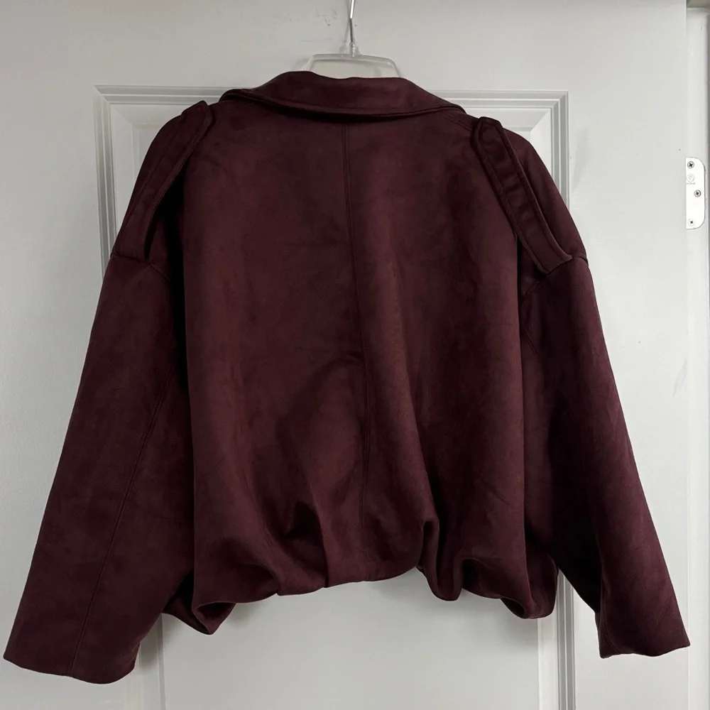 Women's Burgundy Zip-Front Jacket - Picture 4 of 5